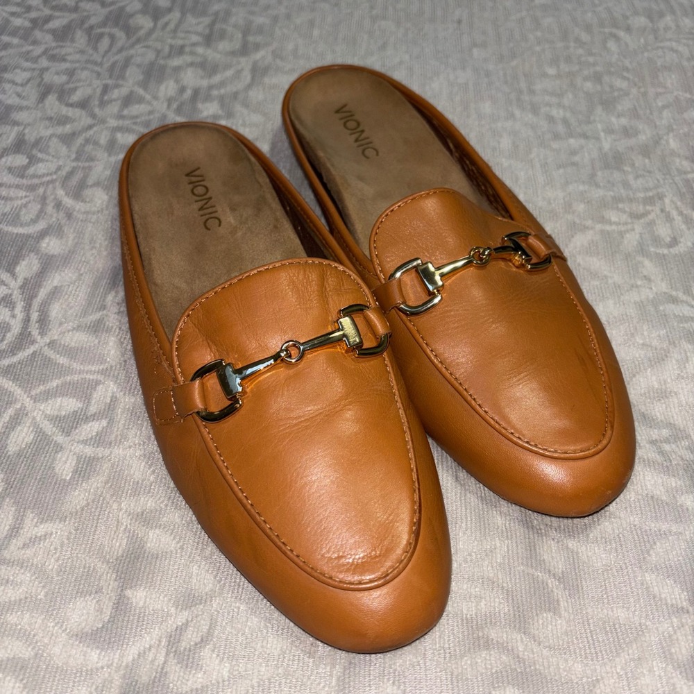 Vionic Adeline Mules Women 9.5 Tan Excellent Leather Horsebit Loafers TVN5056